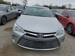 2016 Toyota Camry Le Серебряный vin: 4T4BF1FK3GR540260