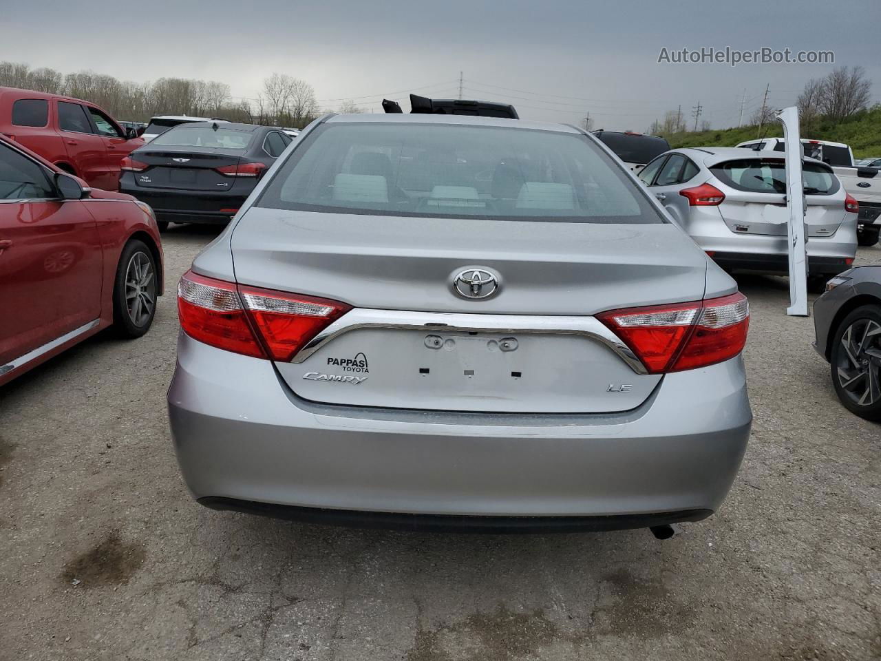 2016 Toyota Camry Le Серебряный vin: 4T4BF1FK3GR540260