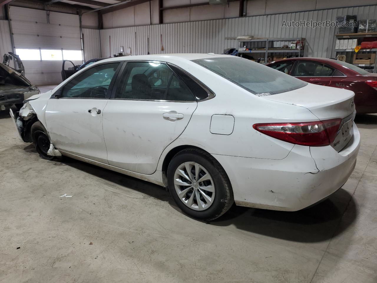 2016 Toyota Camry Le White vin: 4T4BF1FK3GR545233