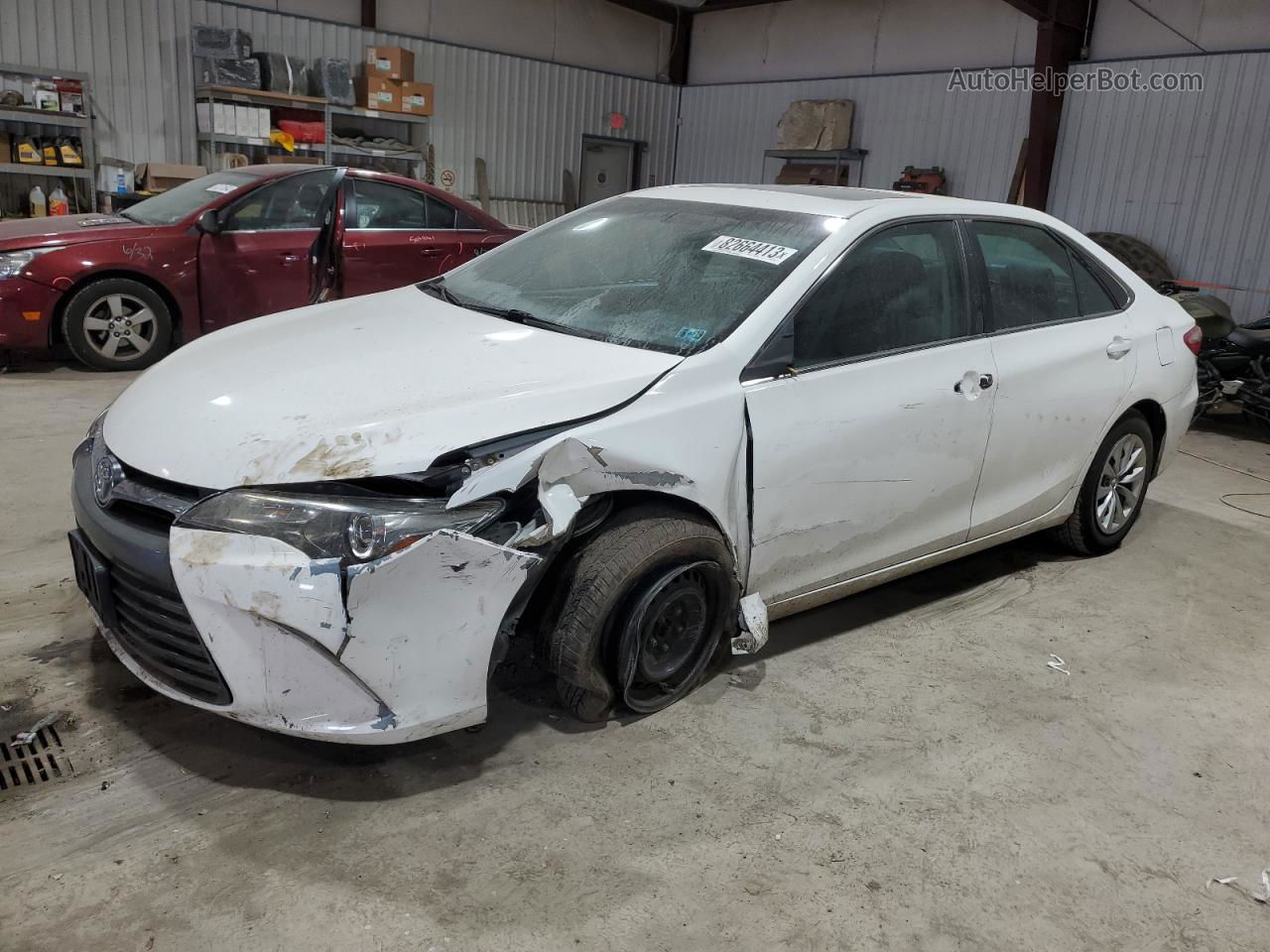 2016 Toyota Camry Le White vin: 4T4BF1FK3GR545233