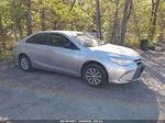 2016 Toyota Camry Le Silver vin: 4T4BF1FK3GR558578