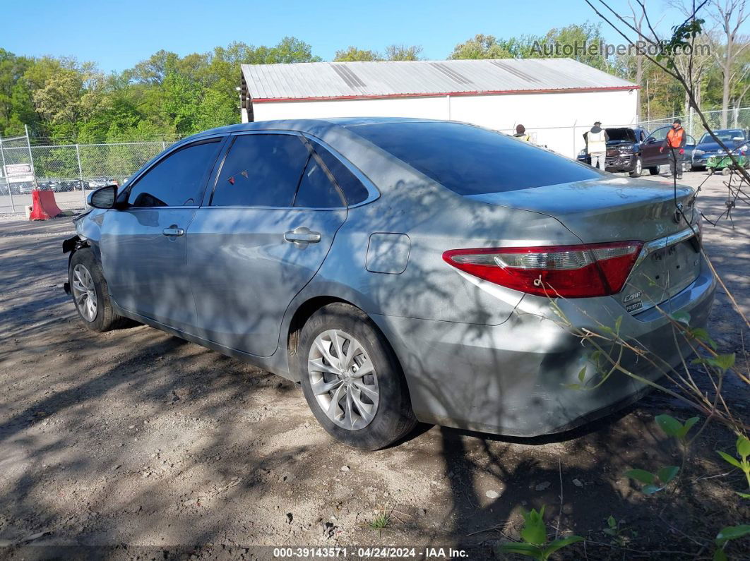 2016 Toyota Camry Le Серебряный vin: 4T4BF1FK3GR558578