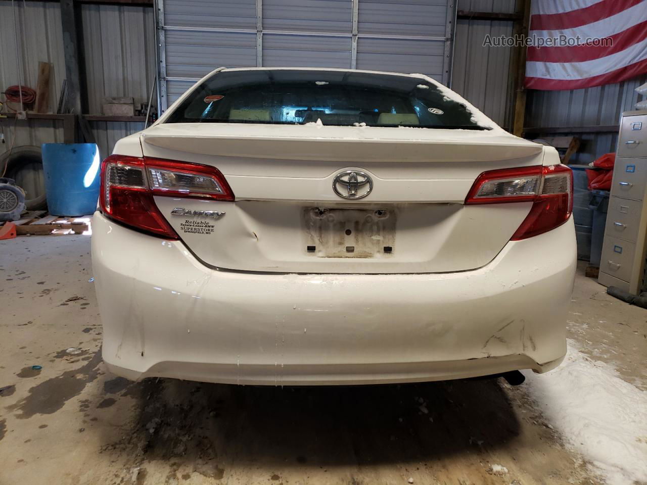 2012 Toyota Camry Base White vin: 4T4BF1FK4CR250538