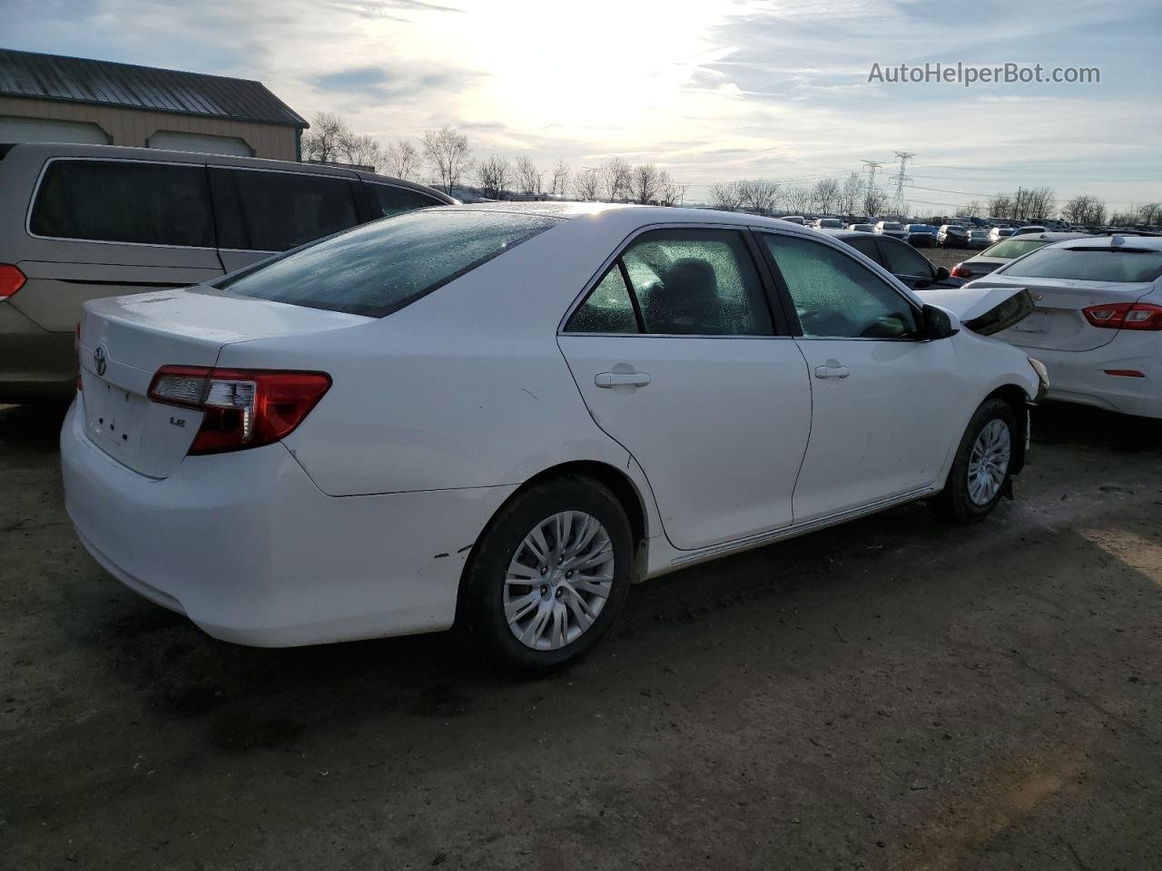 2012 Toyota Camry Base White vin: 4T4BF1FK4CR252127