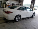 2016 Toyota Camry Le Белый vin: 4T4BF1FK4GR564146