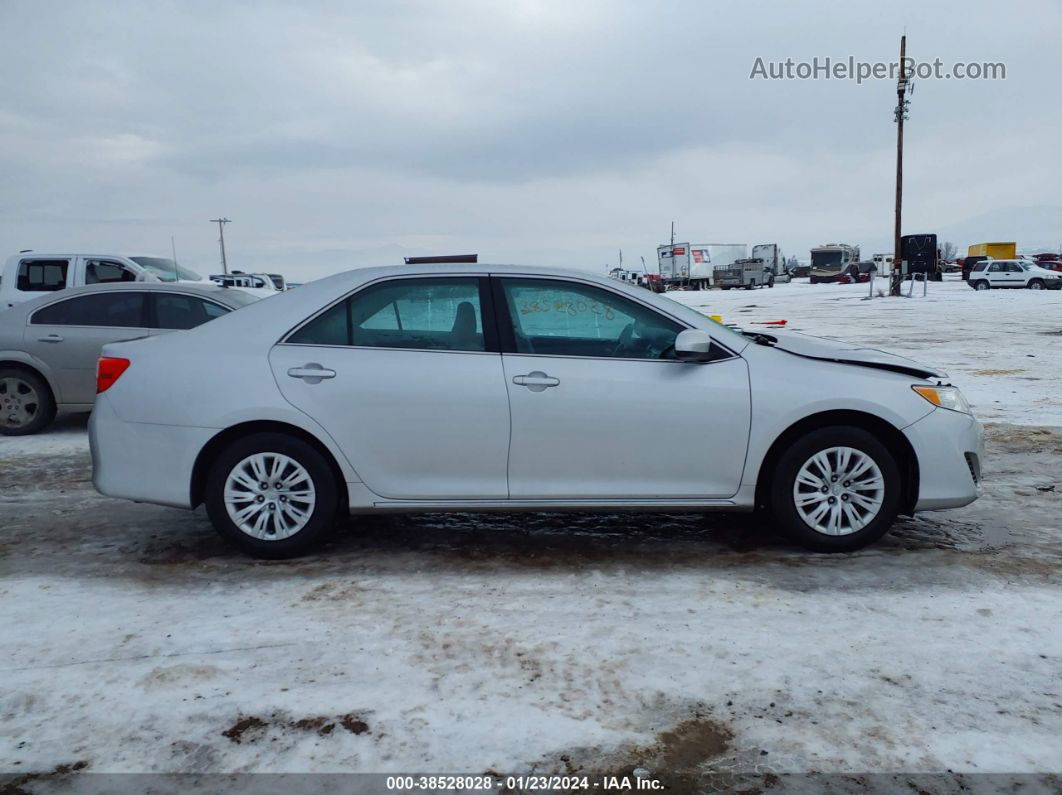 2014 Toyota Camry Le Серебряный vin: 4T4BF1FK5ER346522