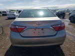 2016 Toyota Camry Le Серебряный vin: 4T4BF1FK6GR517460