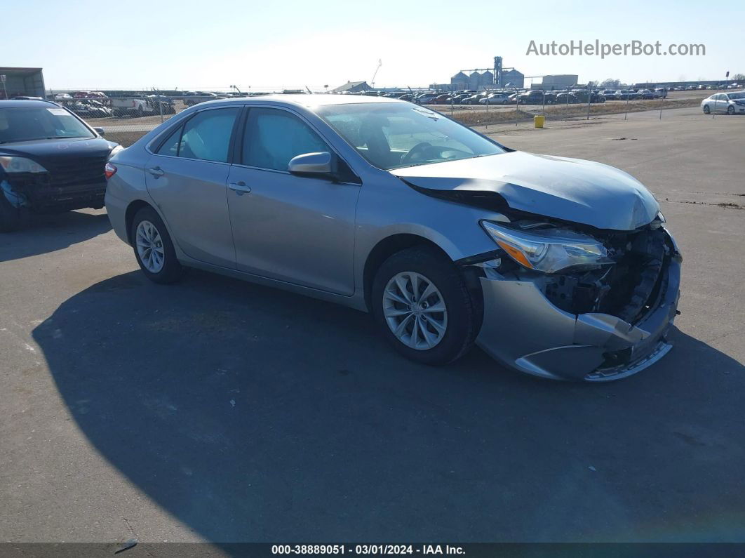 2016 Toyota Camry Le Silver vin: 4T4BF1FK6GR522917