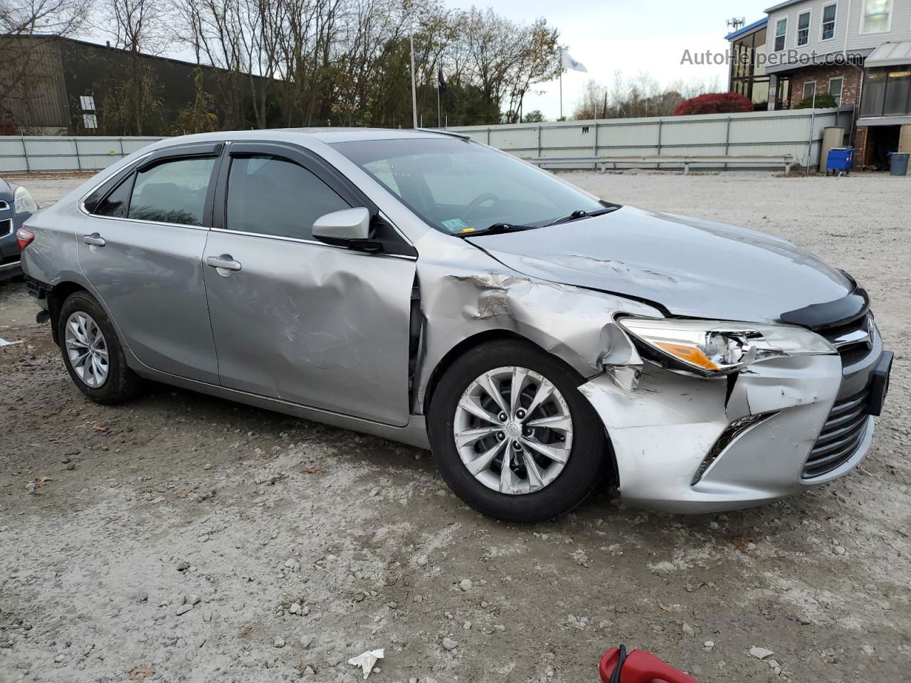2016 Toyota Camry Le Silver vin: 4T4BF1FK6GR525686