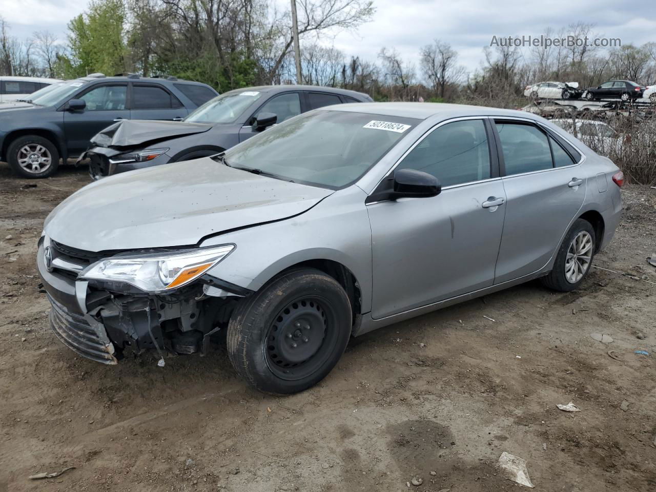 2016 Toyota Camry Le Silver vin: 4T4BF1FK6GR580624