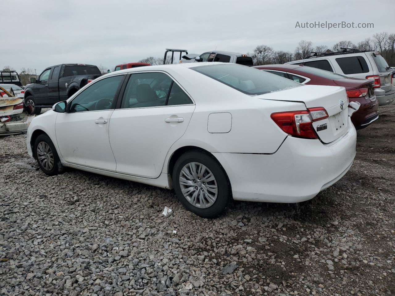 2012 Toyota Camry Base White vin: 4T4BF1FK7CR204587