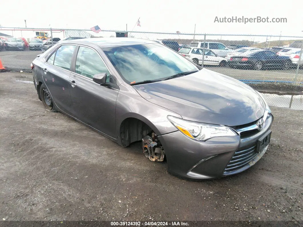 2016 Toyota Camry Le Silver vin: 4T4BF1FK7GR533800