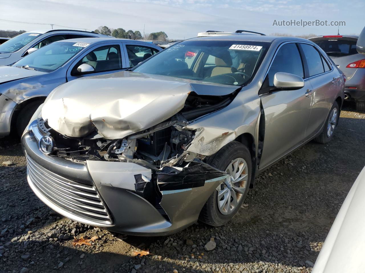 2016 Toyota Camry Le Beige vin: 4T4BF1FK7GR555862