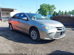 2016 Toyota Camry Le Champagne vin: 4T4BF1FK7GR578879