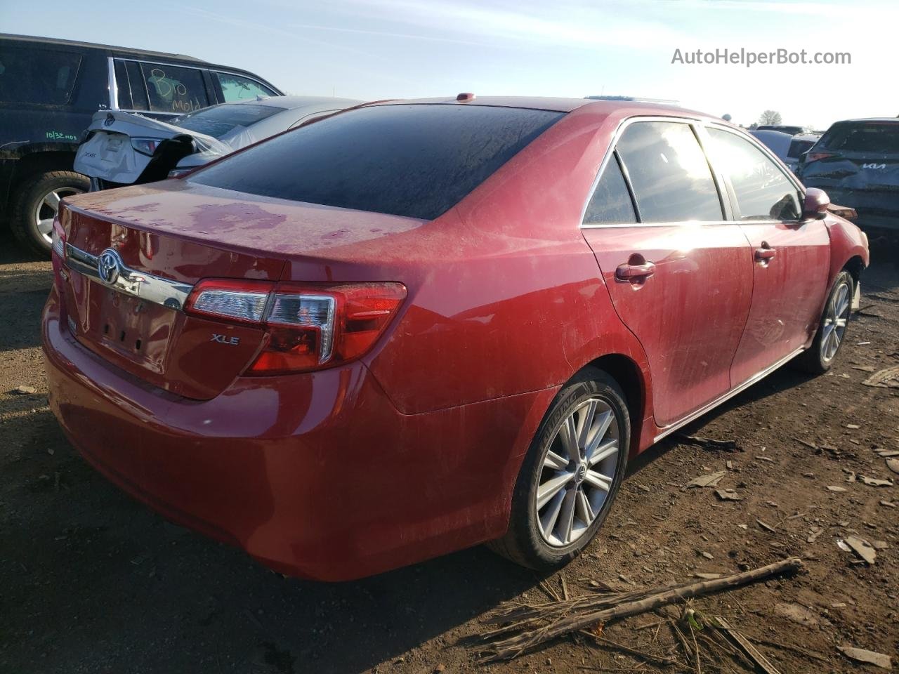 2012 Toyota Camry Base Red vin: 4T4BF1FK8CR160812