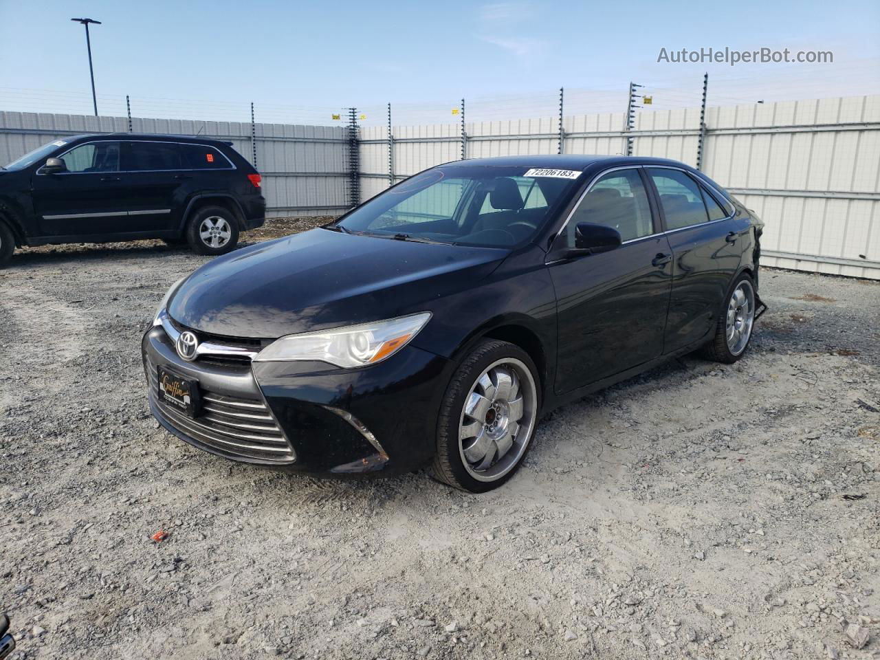 2016 Toyota Camry Le Black vin: 4T4BF1FK8GR542019