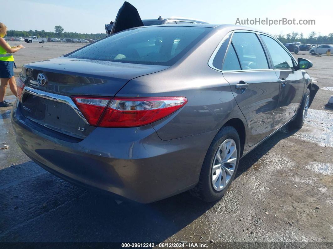 2016 Toyota Camry Le Серый vin: 4T4BF1FK8GR577112