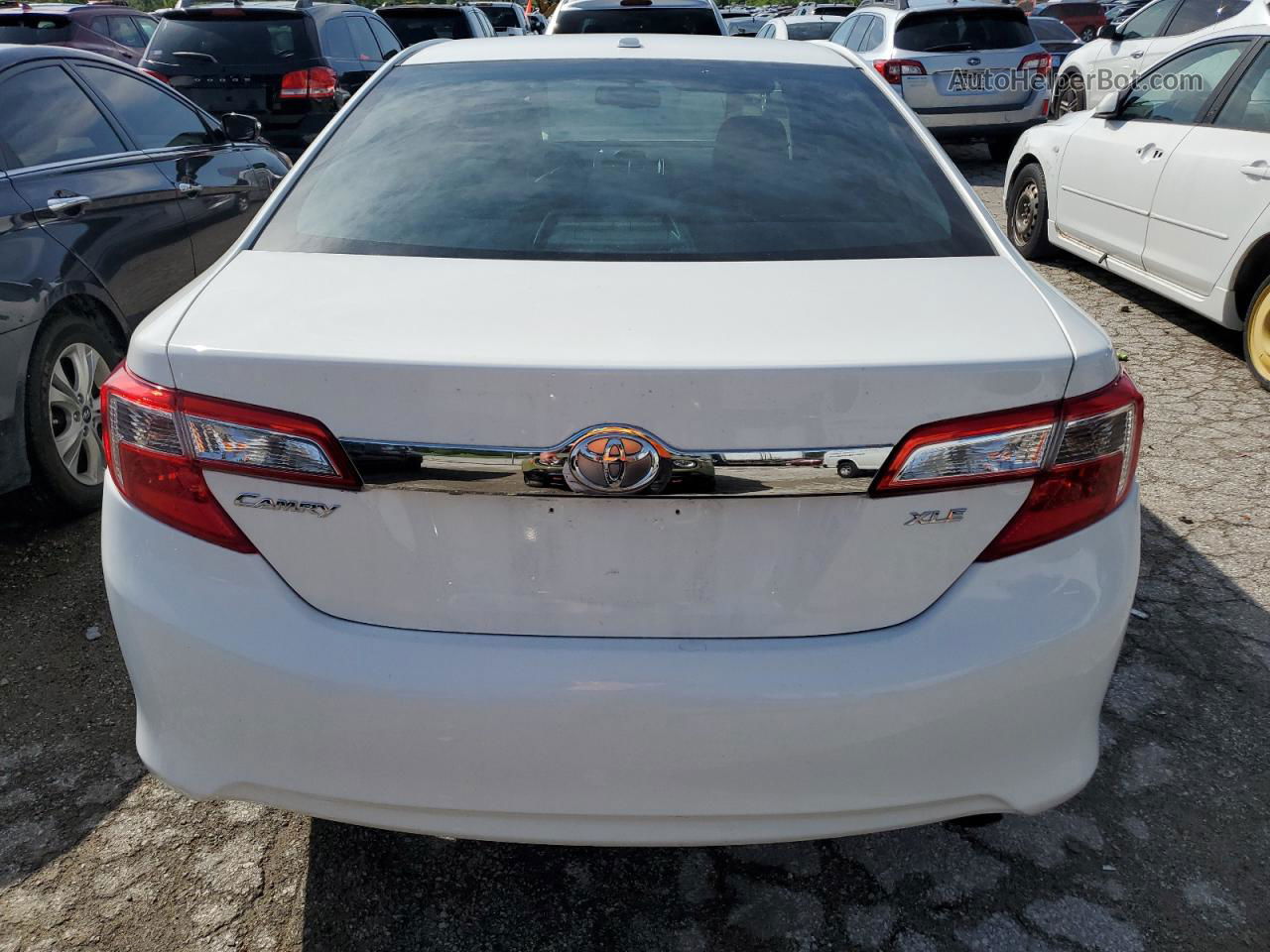 2013 Toyota Camry L Белый vin: 4T4BF1FK9DR300285