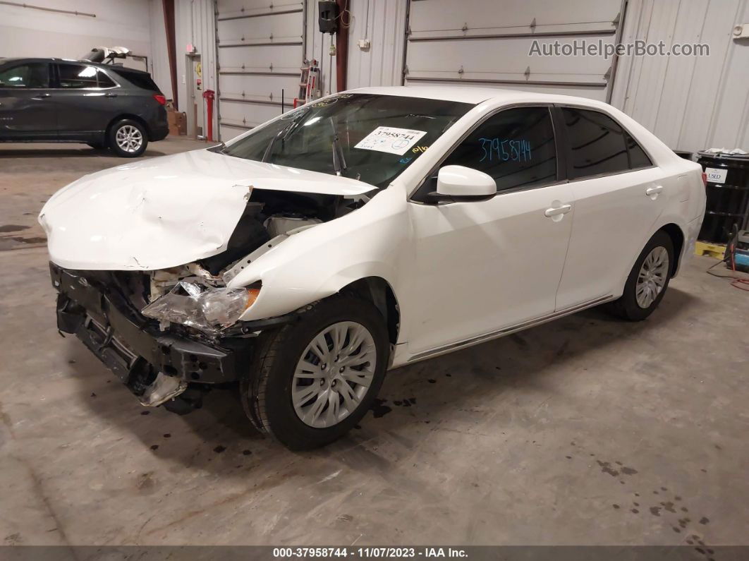 2014 Toyota Camry Le White vin: 4T4BF1FK9ER428835