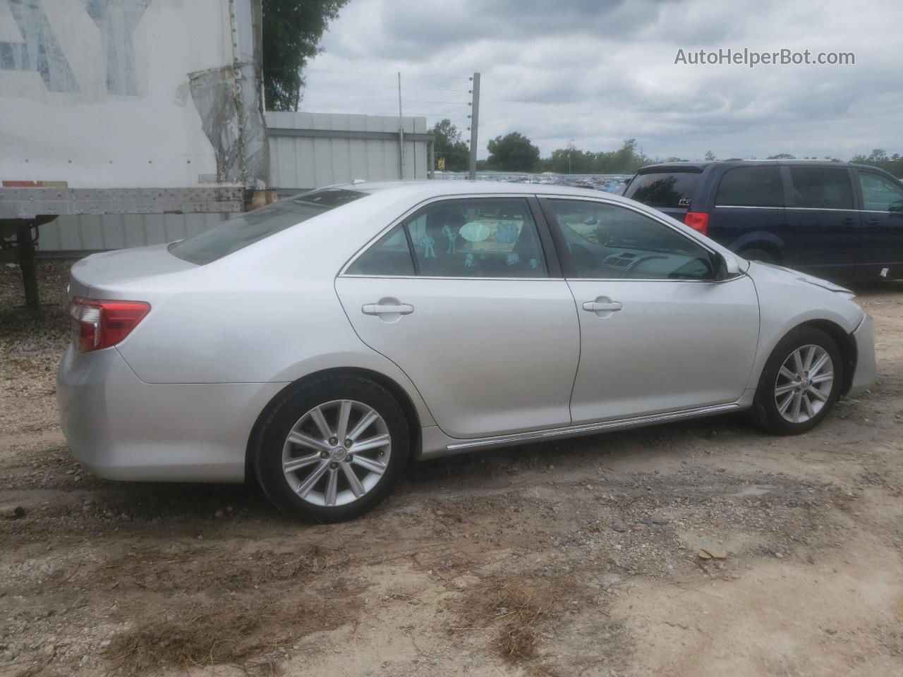 2014 Toyota Camry L Серебряный vin: 4T4BF1FK9ER430469