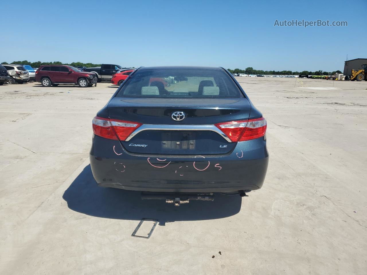 2016 Toyota Camry Le Green vin: 4T4BF1FK9GR533166