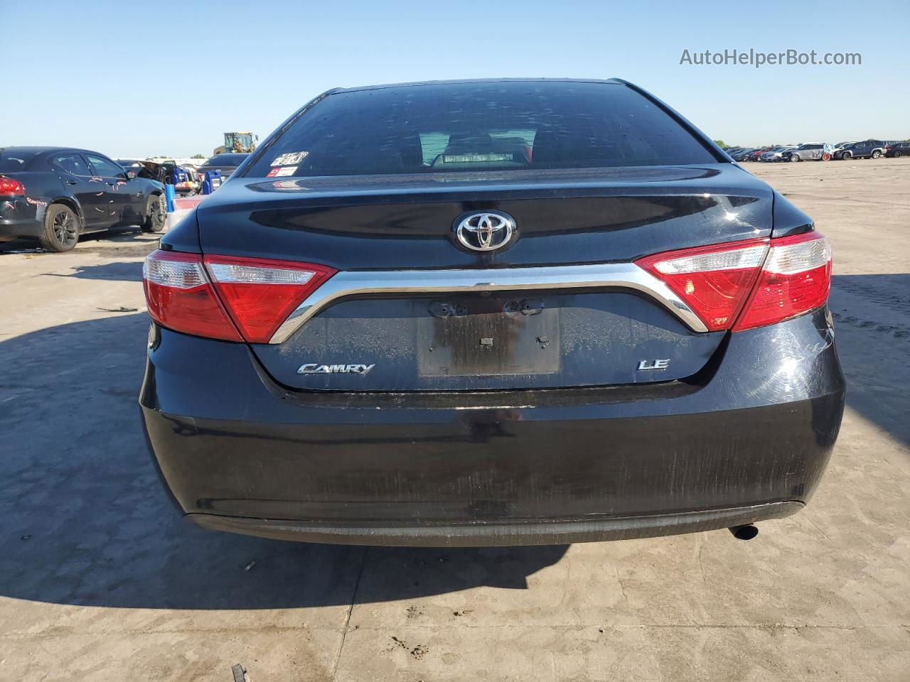 2016 Toyota Camry Le Black vin: 4T4BF1FK9GR575059