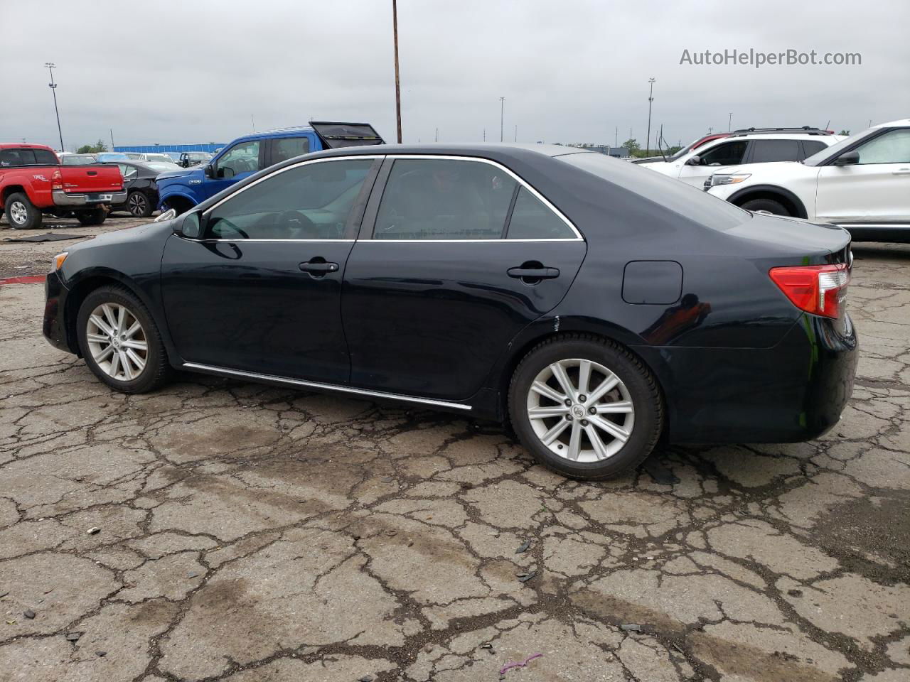 2012 Toyota Camry Base Черный vin: 4T4BF1FKXCR175845