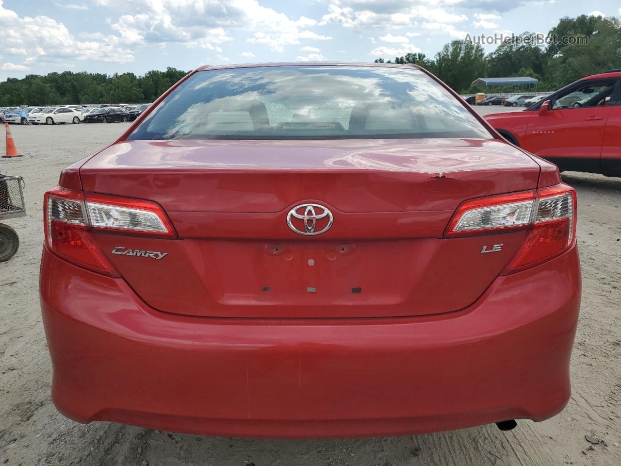 2012 Toyota Camry Base Red vin: 4T4BF1FKXCR217057