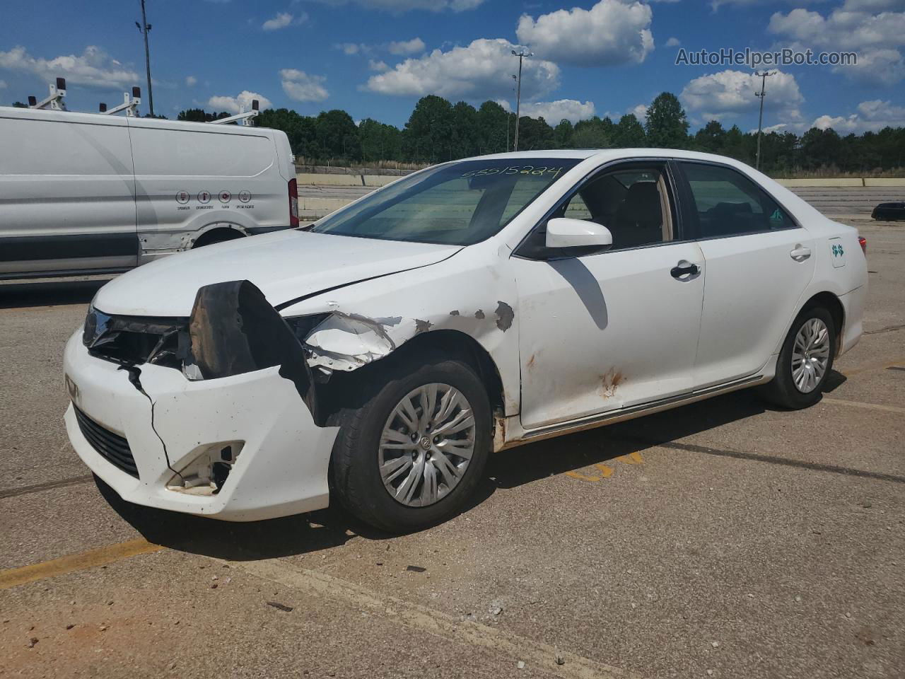 2012 Toyota Camry Base White vin: 4T4BF1FKXCR258787