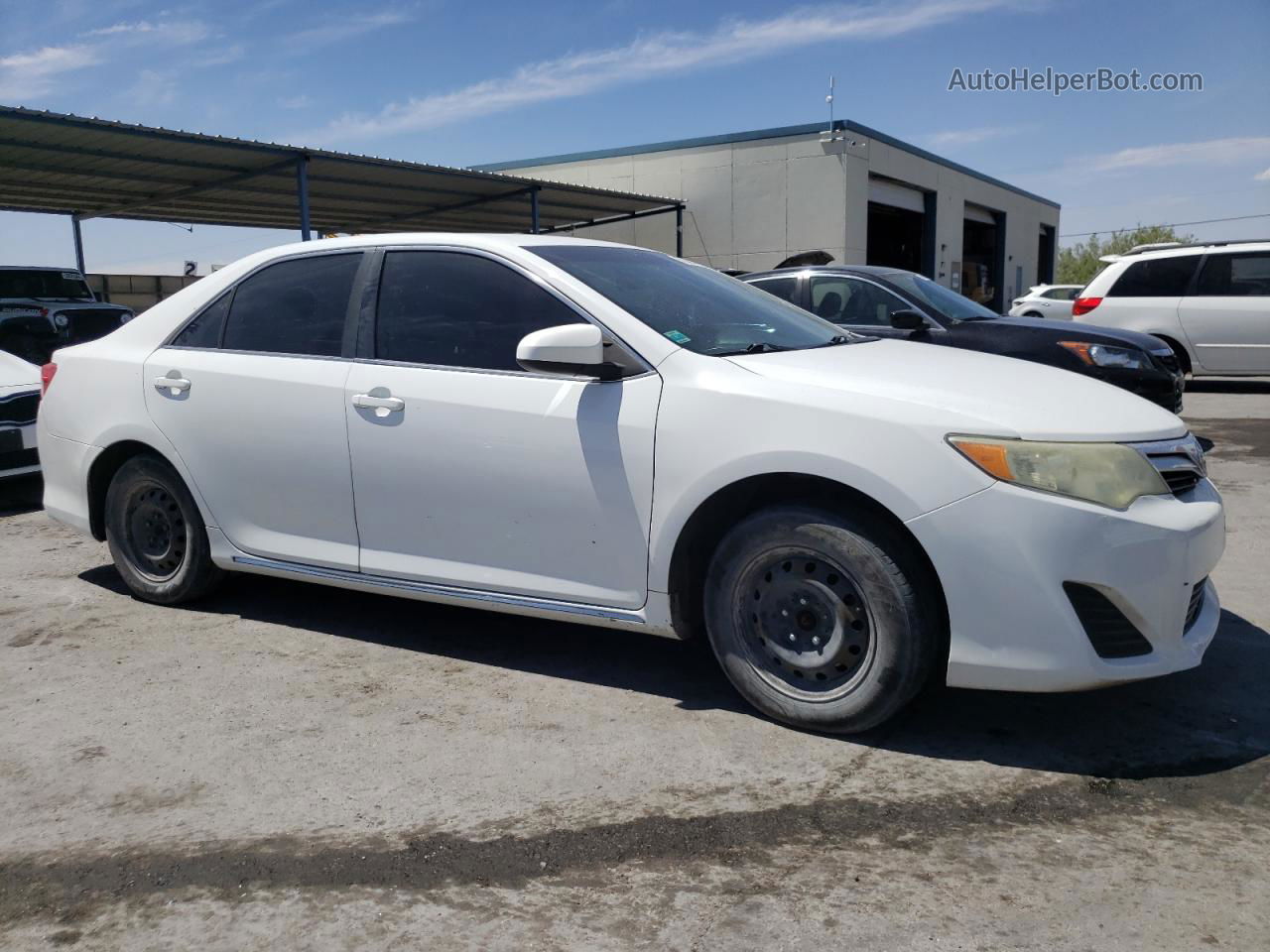 2013 Toyota Camry L White vin: 4T4BF1FKXDR297350