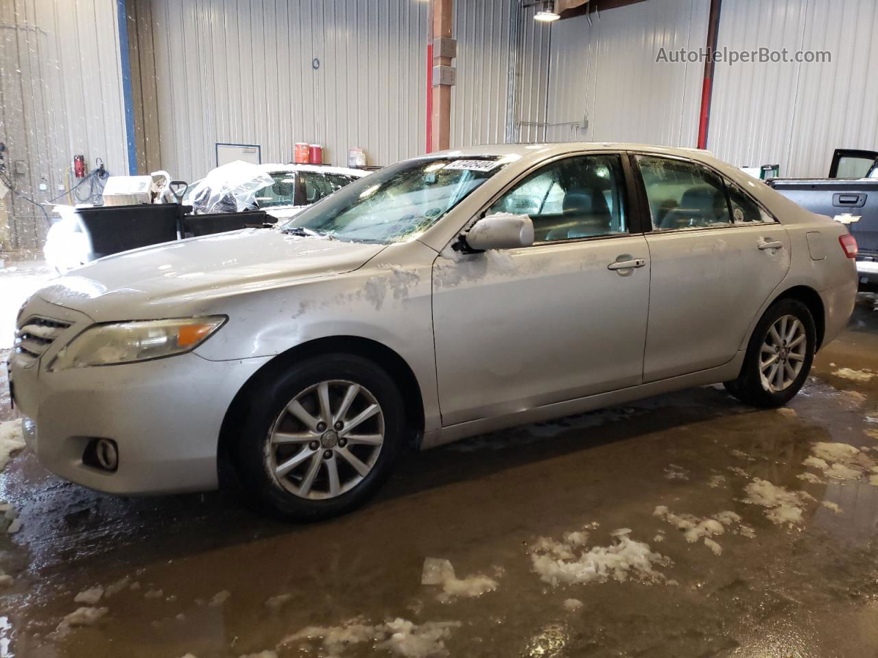 2011 Toyota Camry Base Silver vin: 4T4BF3EK0BR138640