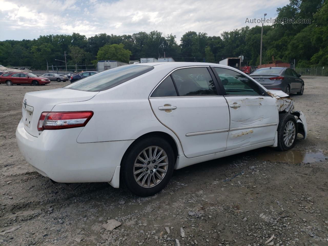 2011 Toyota Camry Base White vin: 4T4BF3EK0BR179401