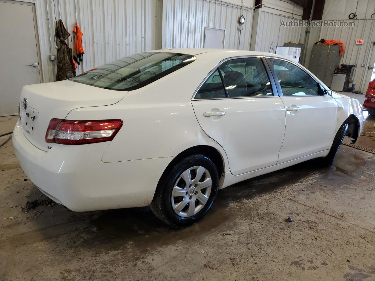 2011 Toyota Camry Base White vin: 4T4BF3EK1BR176037