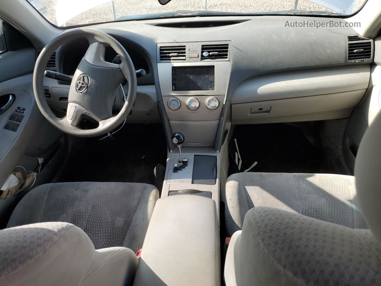 2011 Toyota Camry Base Серебряный vin: 4T4BF3EK2BR163670