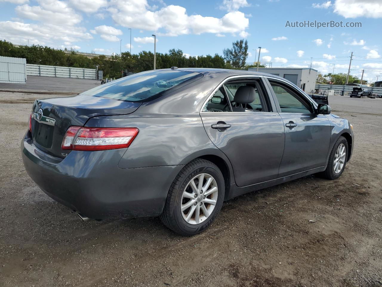 2011 Toyota Camry Base Серый vin: 4T4BF3EK2BR184258