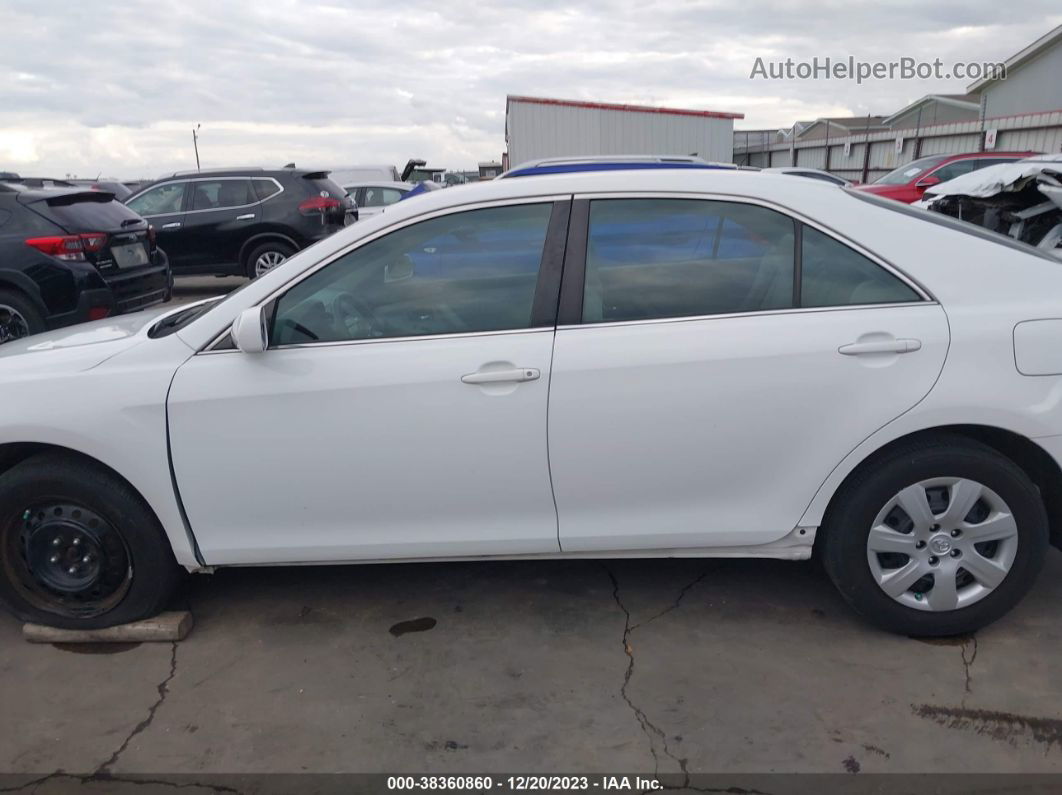 2011 Toyota Camry Le Белый vin: 4T4BF3EK4BR197514