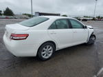 2011 Toyota Camry Base Белый vin: 4T4BF3EK4BR206289