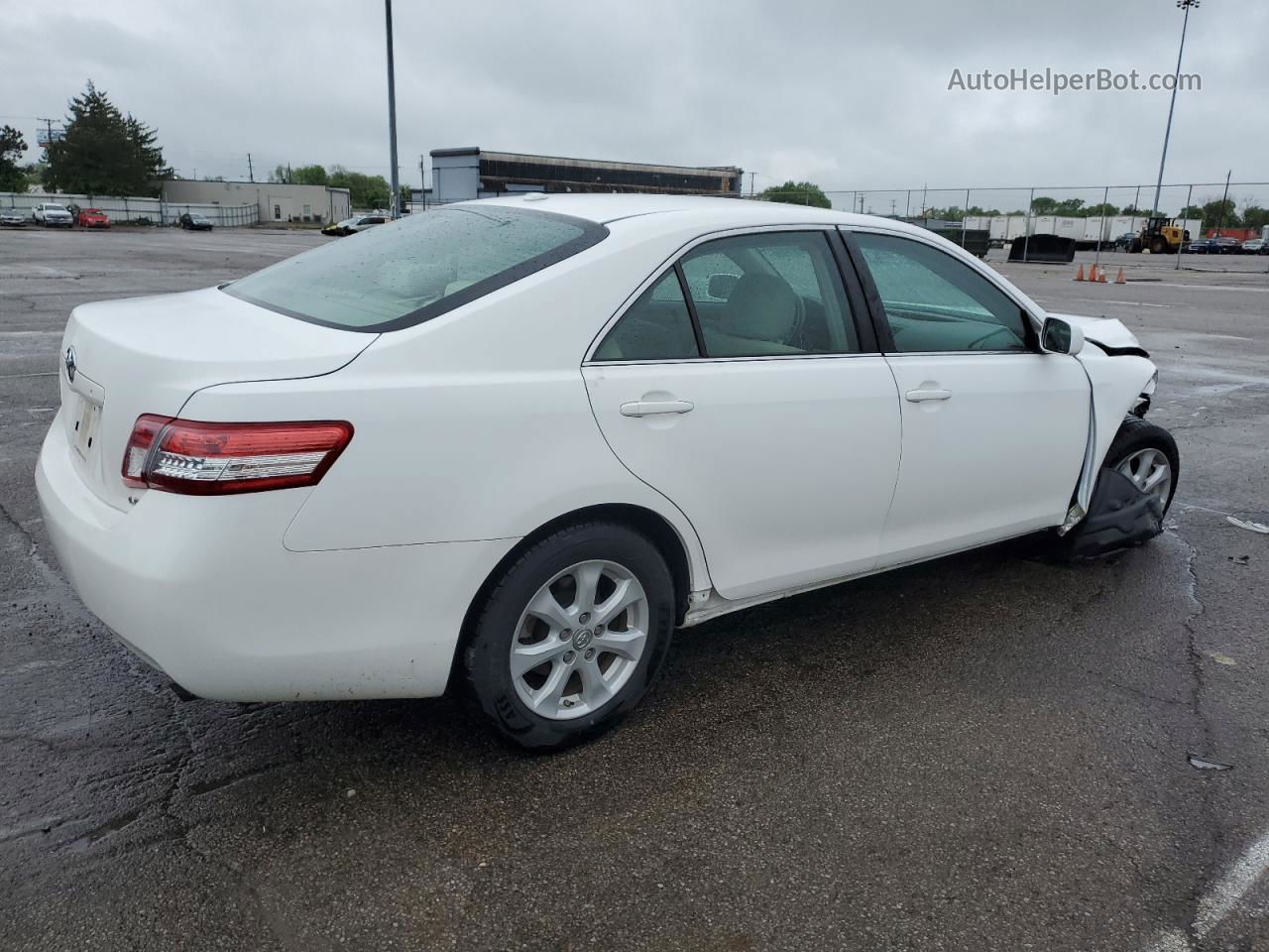 2011 Toyota Camry Base White vin: 4T4BF3EK4BR206289