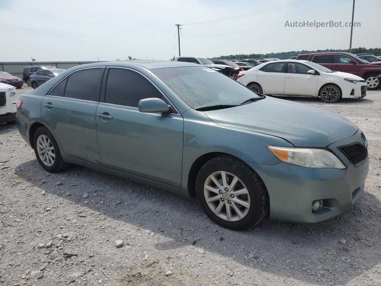 2011 Toyota Camry Base Зеленый vin: 4T4BF3EK5BR088253