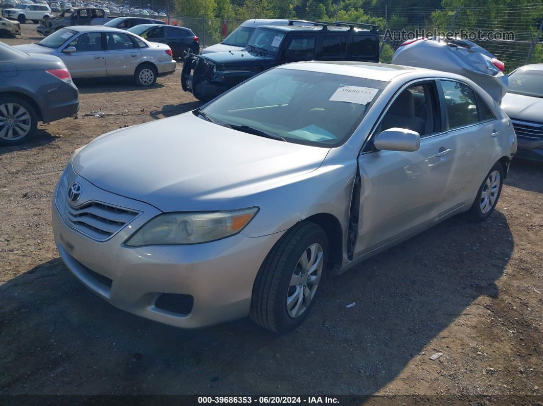 2011 Toyota Camry Le Серебряный vin: 4T4BF3EK5BR098037