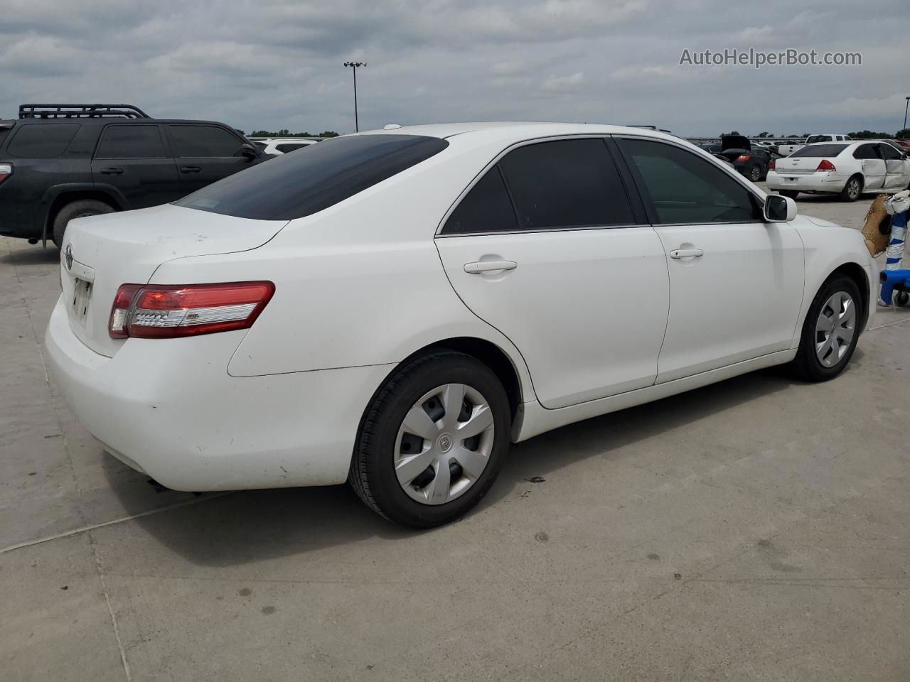 2011 Toyota Camry Base Белый vin: 4T4BF3EK6BR173313