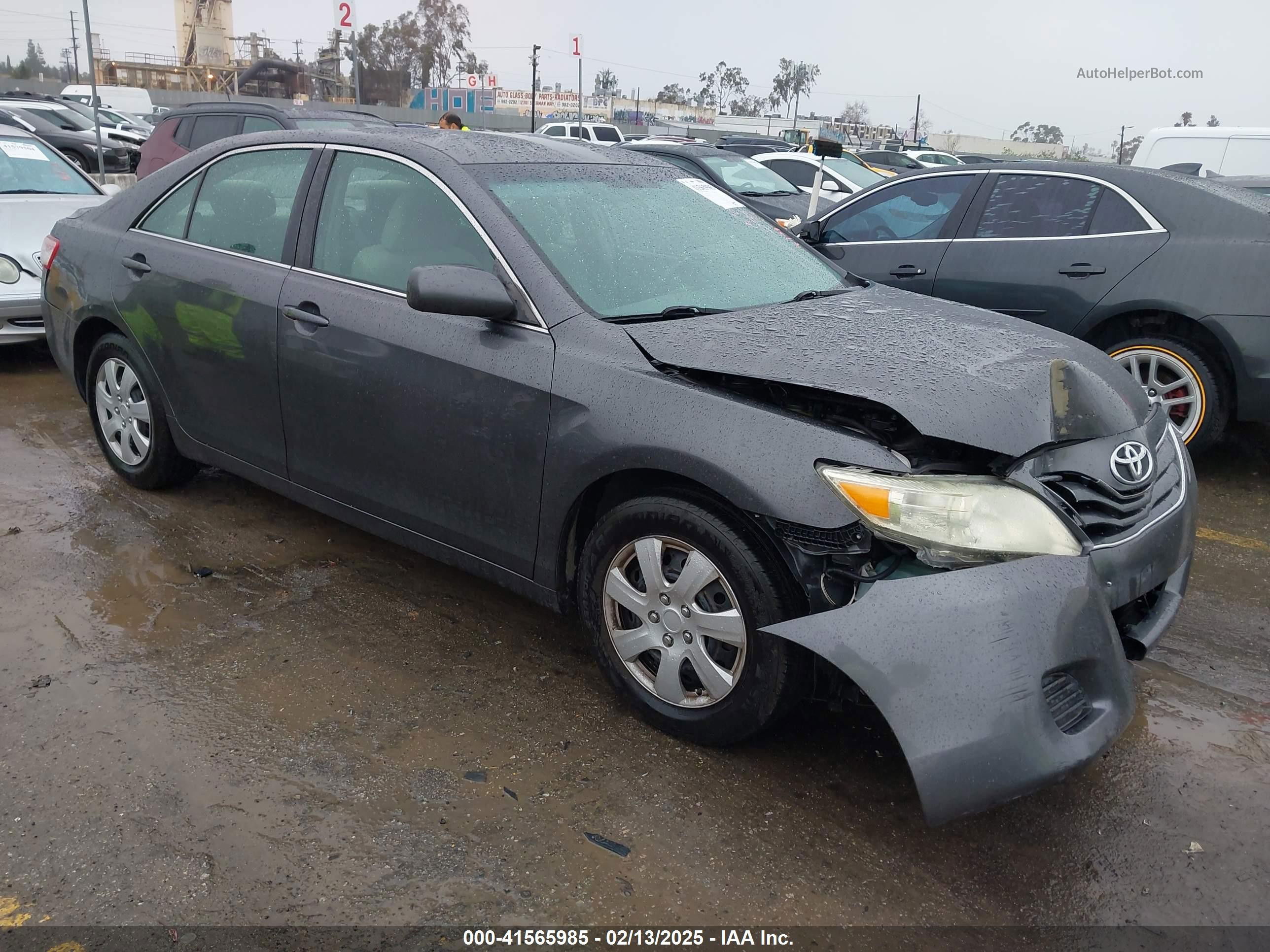 2011 Toyota Camry Le Gray vin: 4T4BF3EK7BR111810