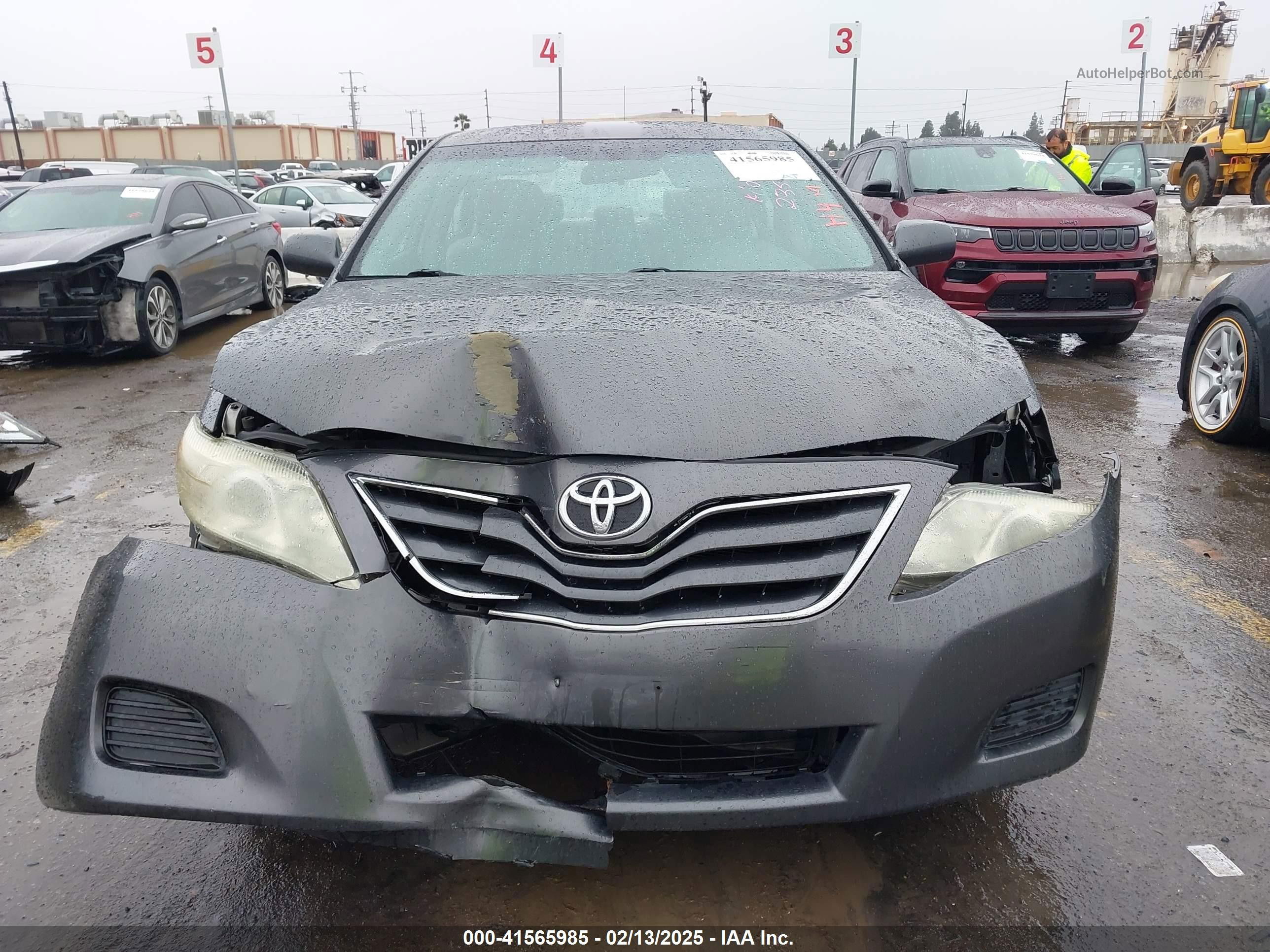 2011 Toyota Camry Le Gray vin: 4T4BF3EK7BR111810