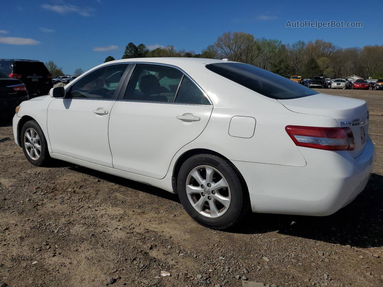 2011 Toyota Camry Base White vin: 4T4BF3EK7BR150512