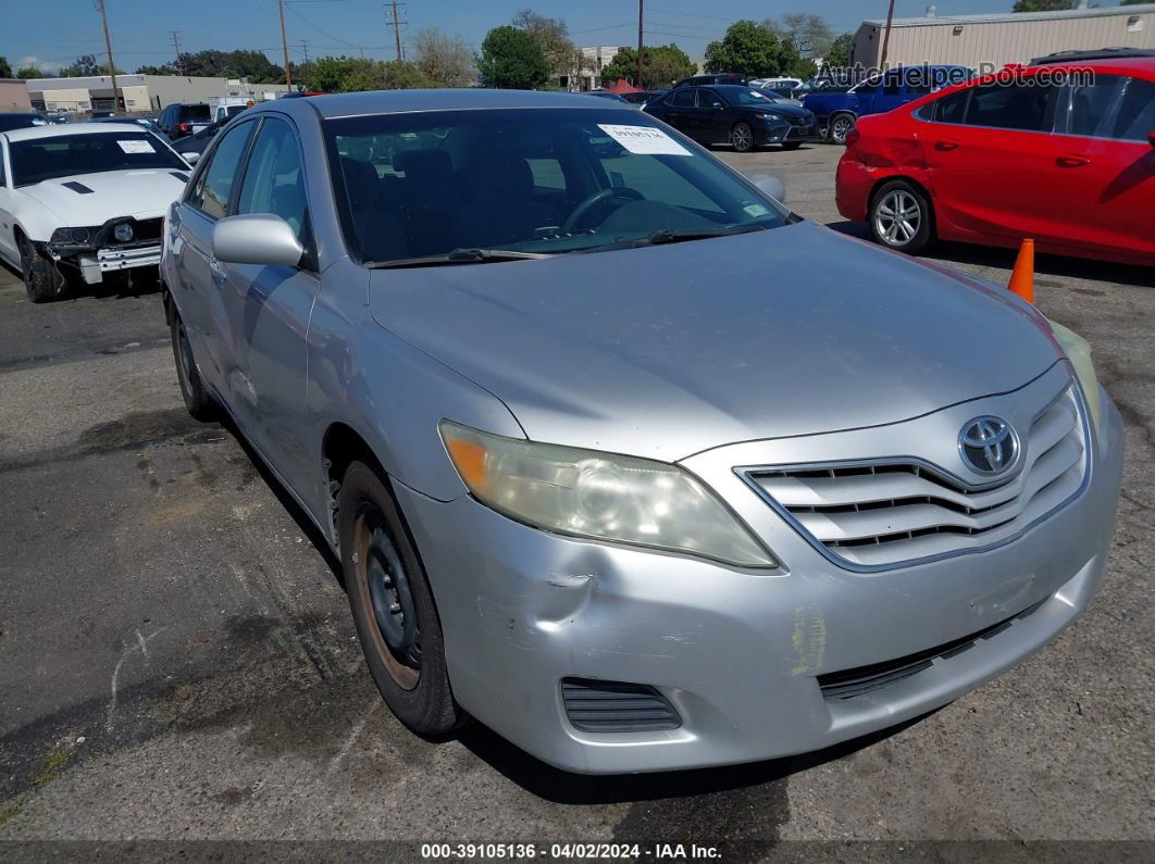 2011 Toyota Camry Le Gray vin: 4T4BF3EK8BR138143