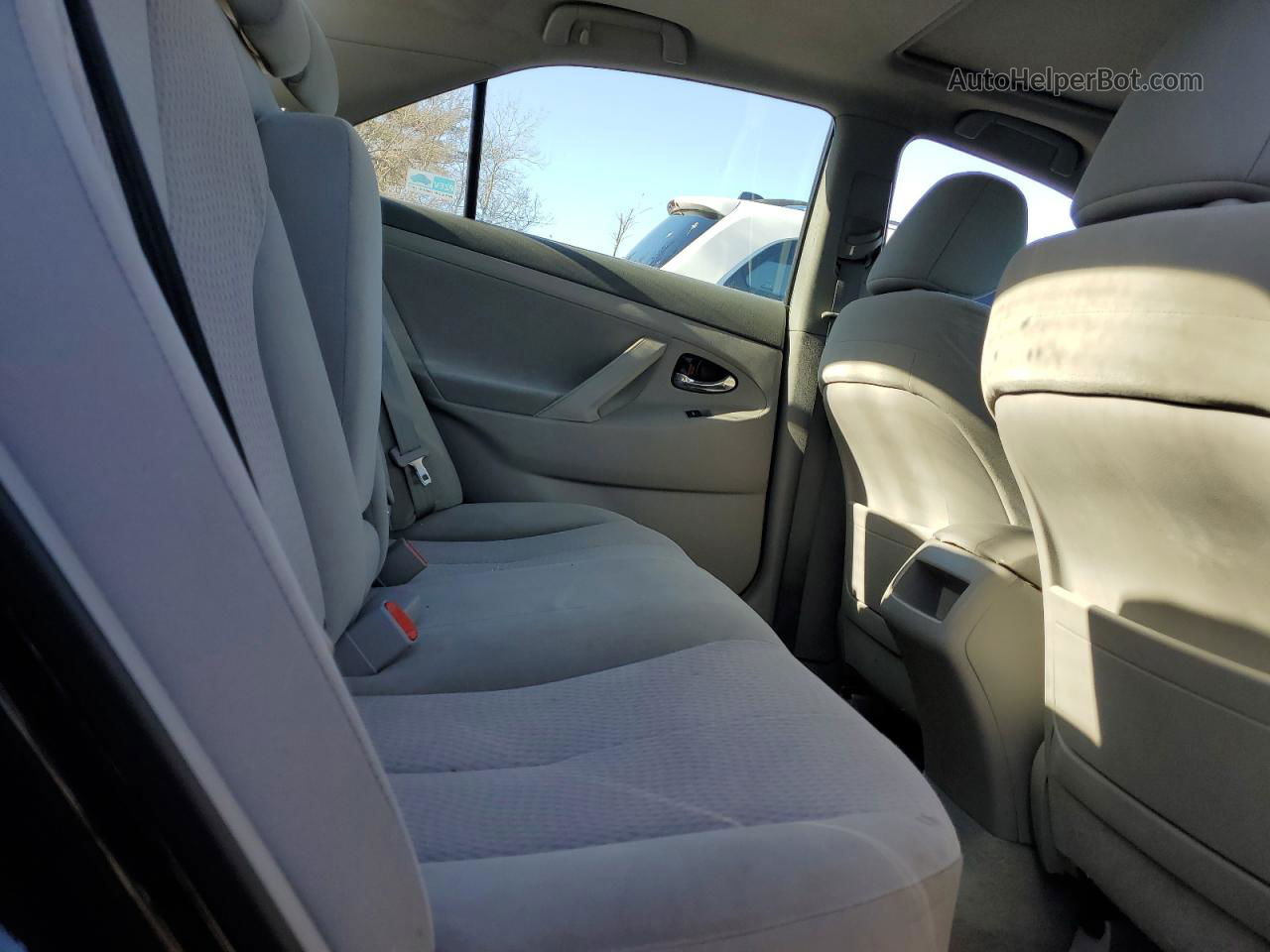 2011 Toyota Camry Base Черный vin: 4T4BF3EK8BR142838