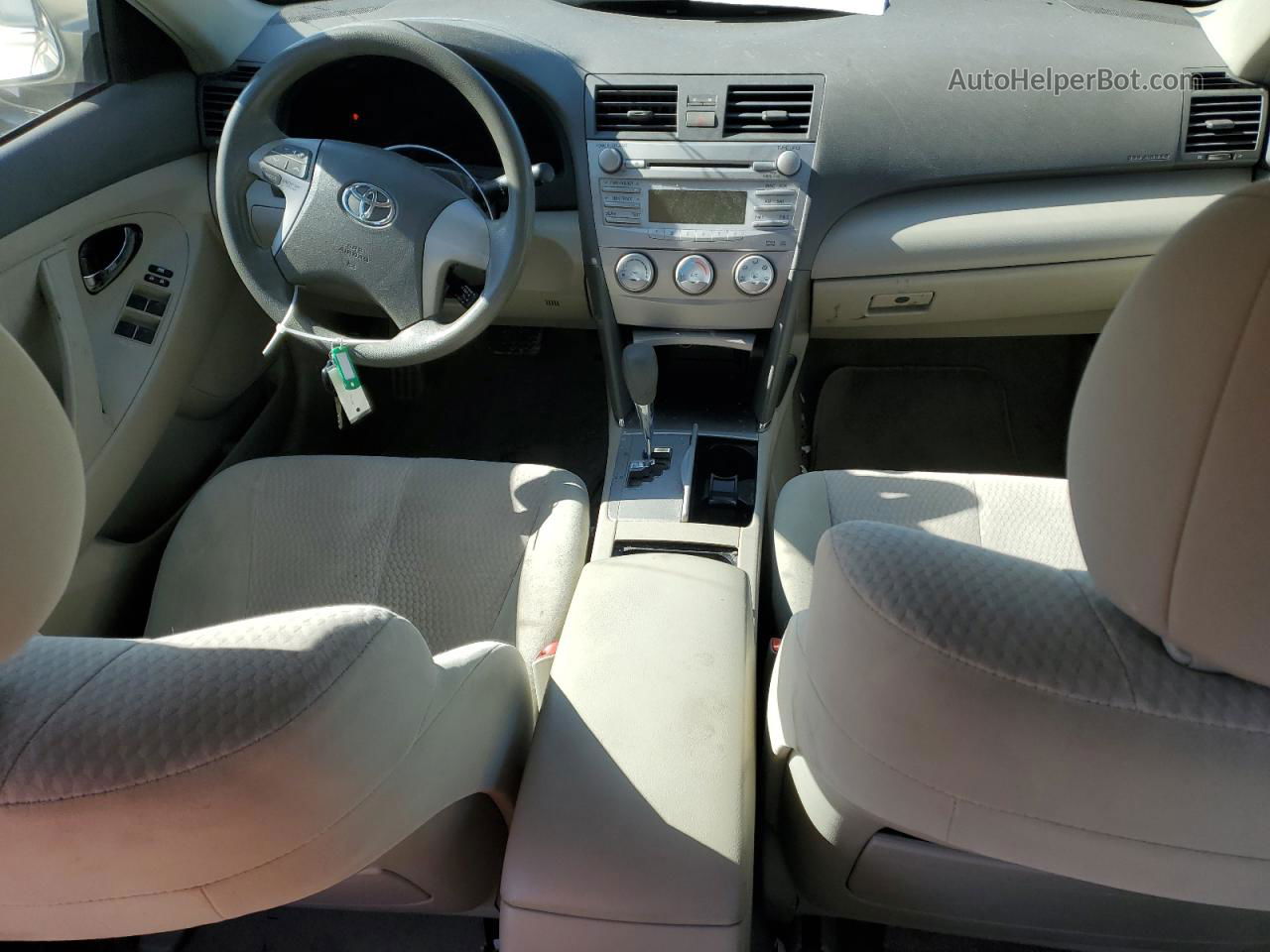 2011 Toyota Camry Base Золотой vin: 4T4BF3EK8BR162314