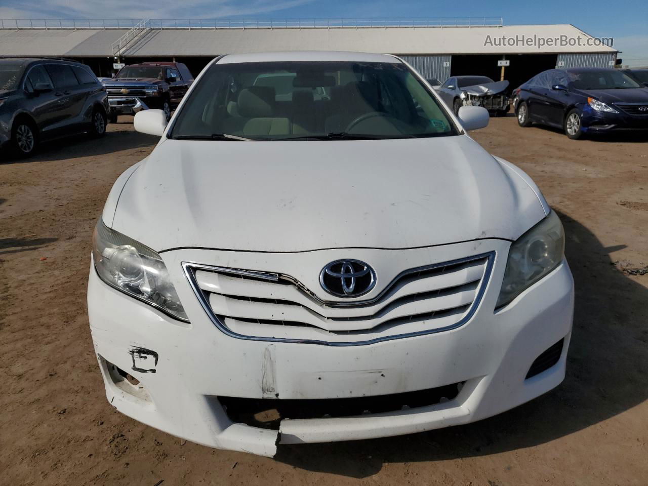 2011 Toyota Camry Base White vin: 4T4BF3EK9BR183611