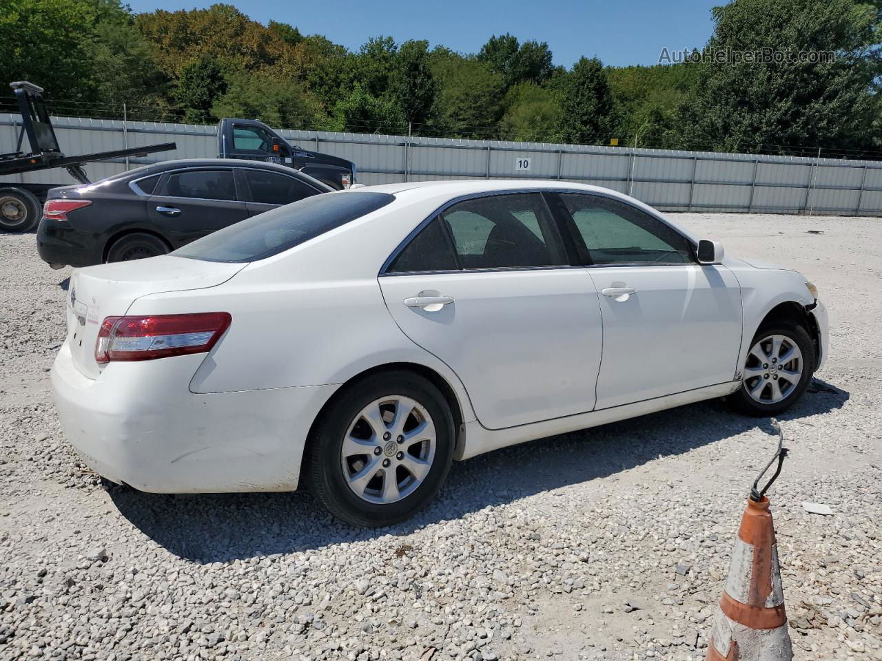 2011 Toyota Camry Base White vin: 4T4BF3EKXBR179275