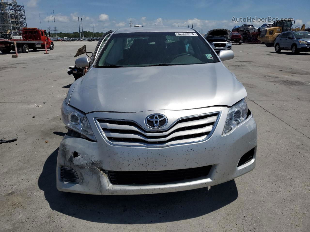 2011 Toyota Camry Base Серебряный vin: 4T4BF3EKXBR209049